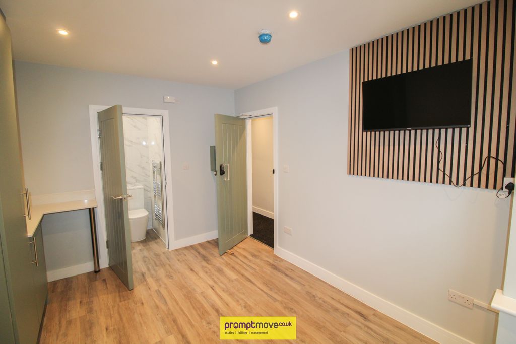 Property photo 2 of 5 Na