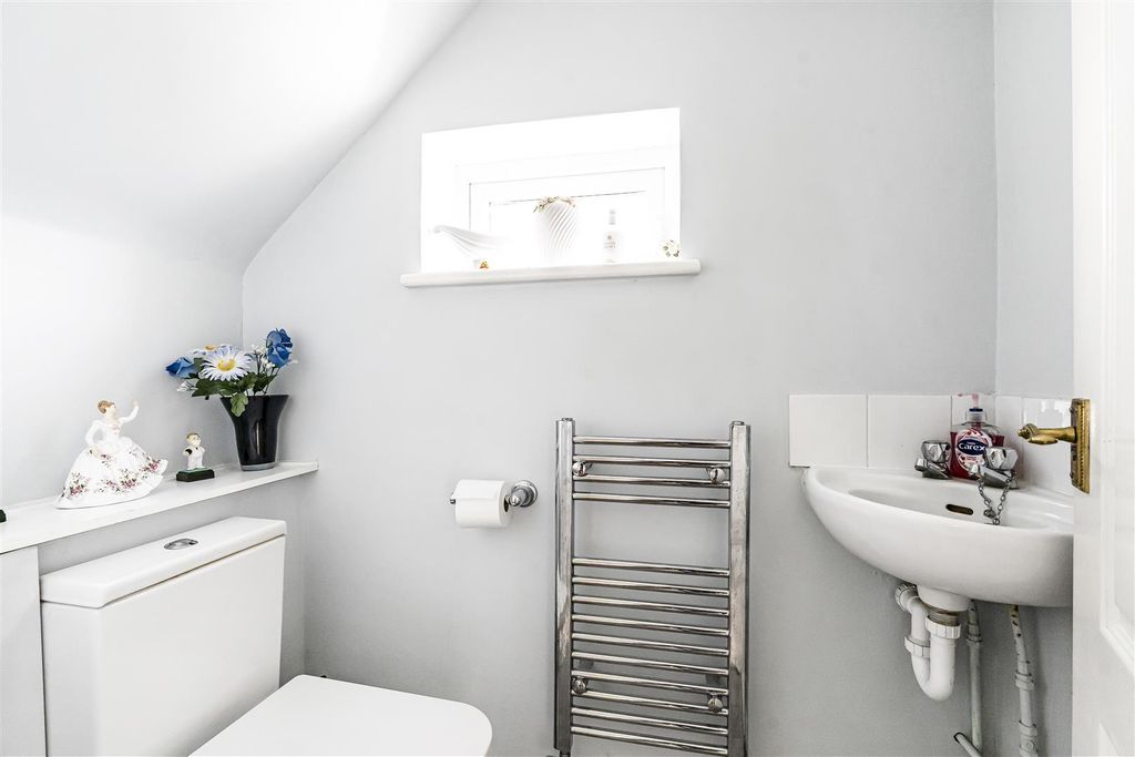 Property photo 3 of 26 21_51726.Jpg