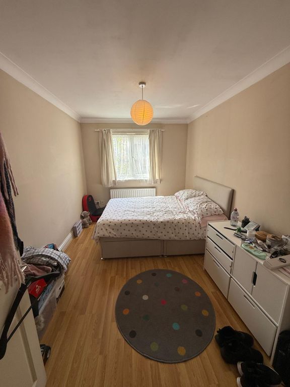 Property photo 2 of 5 Gallery