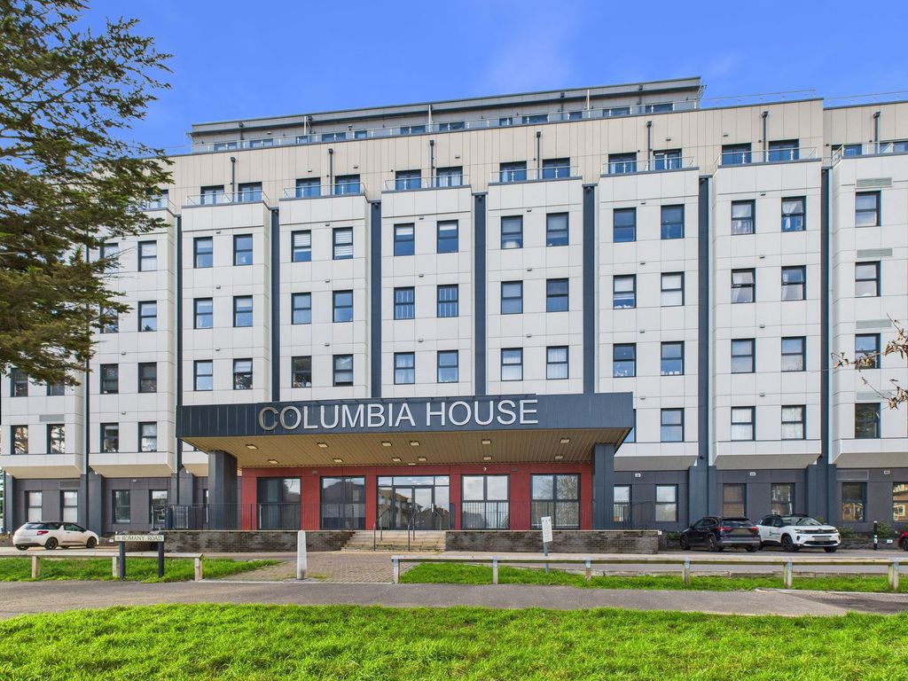 Property photo 1 of 11