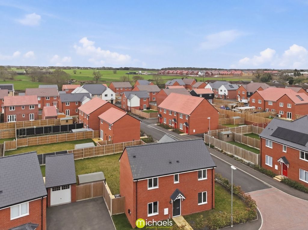 Property photo 2 of 23