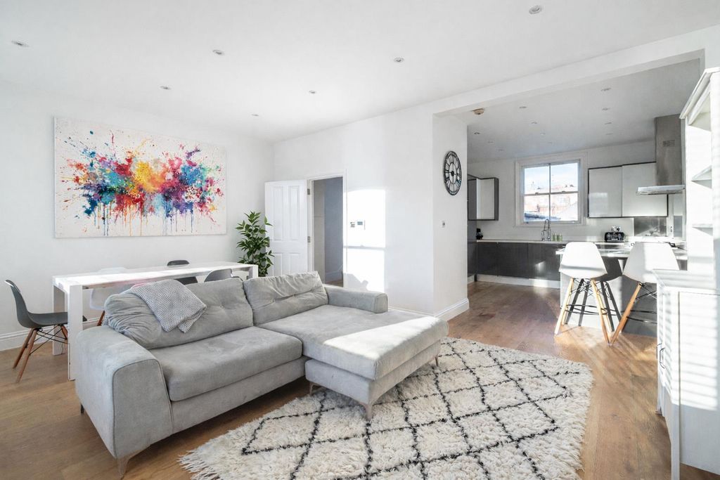 Property photo 1 of 11 1.Png