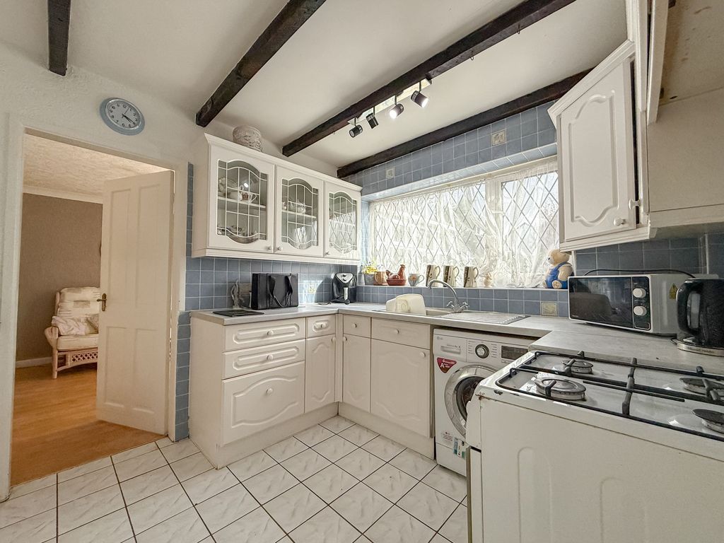 Property photo 3 of 18