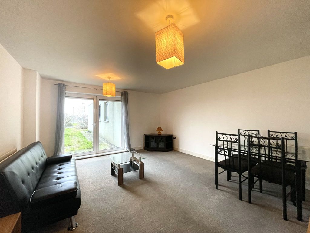 Property photo 2 of 11 Gallery