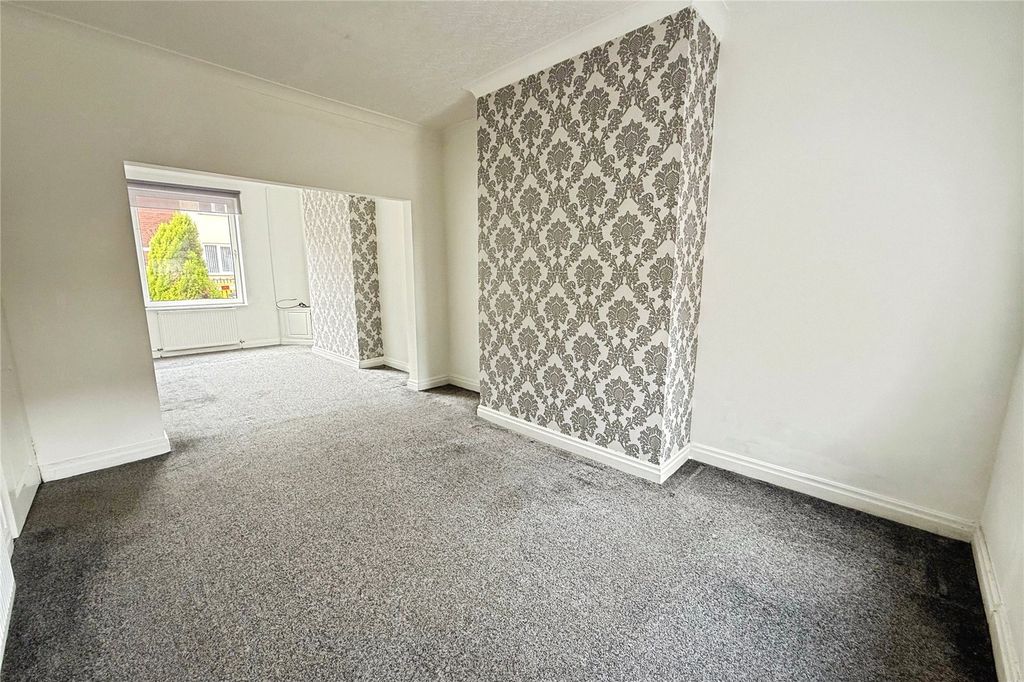 Property photo 3 of 11 Picture No. 08