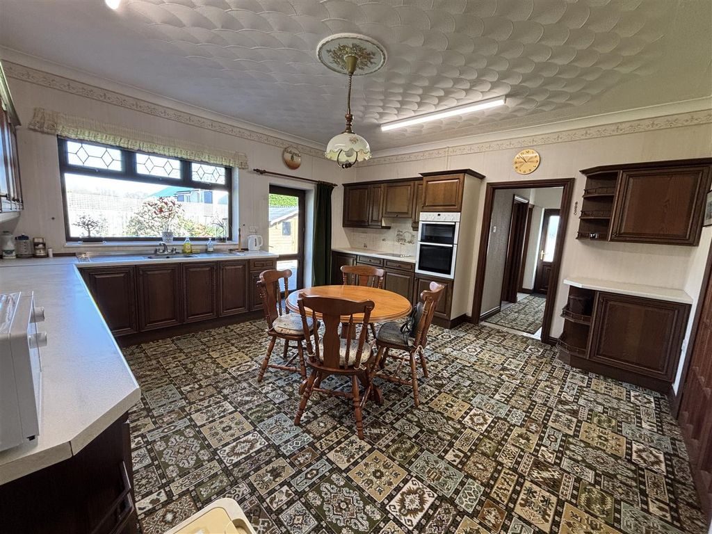 Property photo 3 of 36 Img_0501.Jpeg