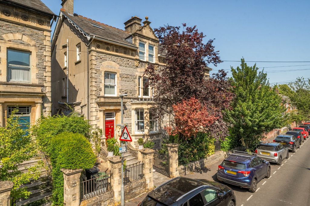 Property photo 1 of 13 26 St. Marks Road
