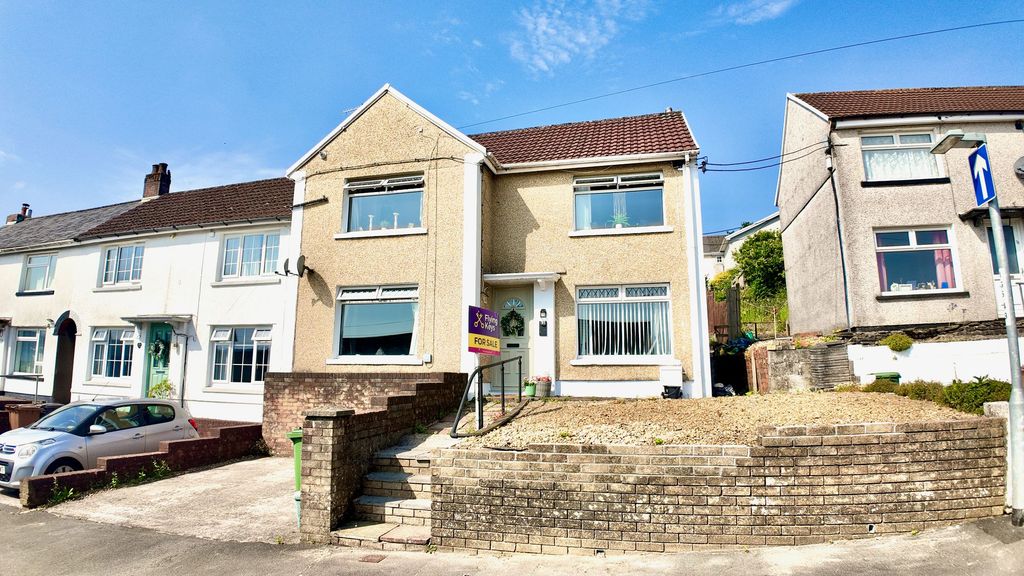 Property photo 1 of 26