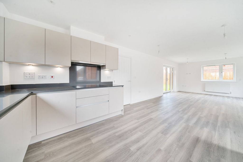 Property photo 2 of 25 1139229 (18).Jpg