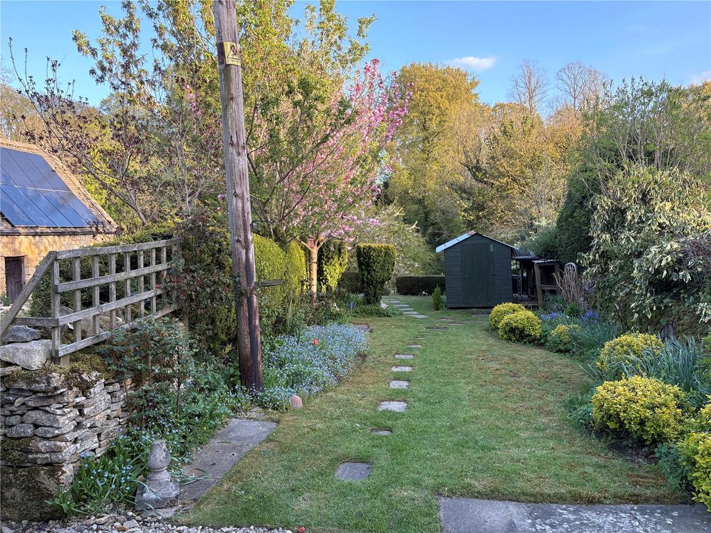 Property photo 2 of 9 Picture No. 34