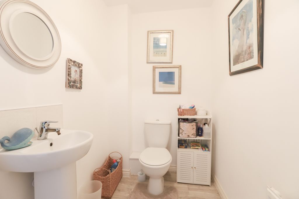 Property photo 3 of 15 3