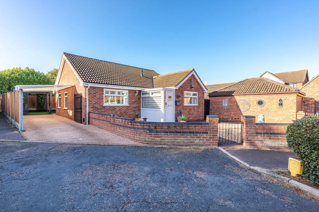 Property photo 1 of 19