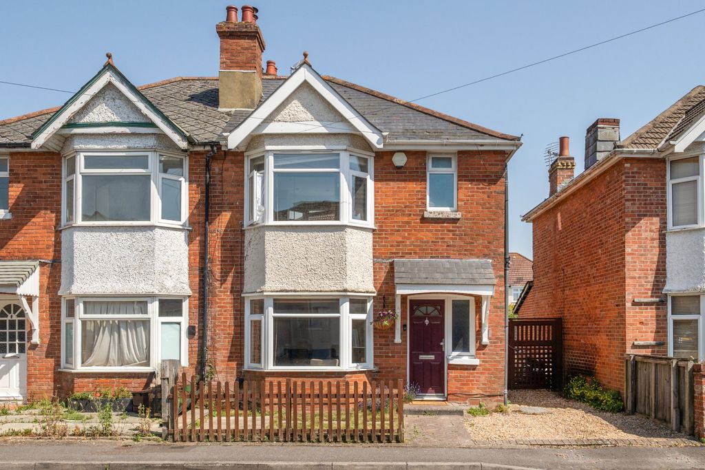Property photo 1 of 19