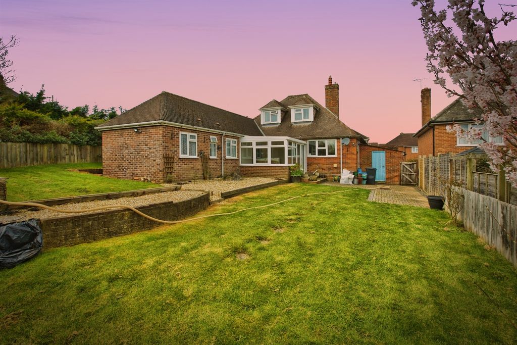 Property photo 1 of 21
