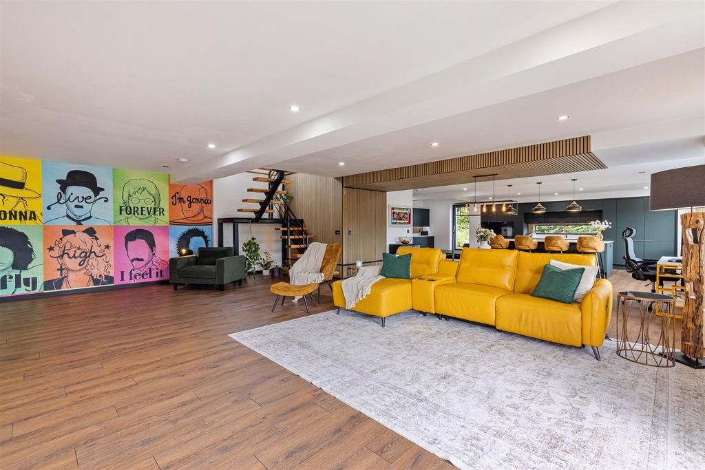 Property photo 3 of 37 36_Hill View, Edginswell Lane, Torquay.Jpg