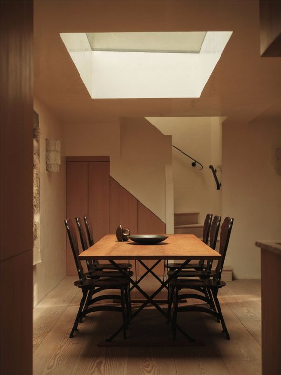 Property photo 2 of 10 Dining Area