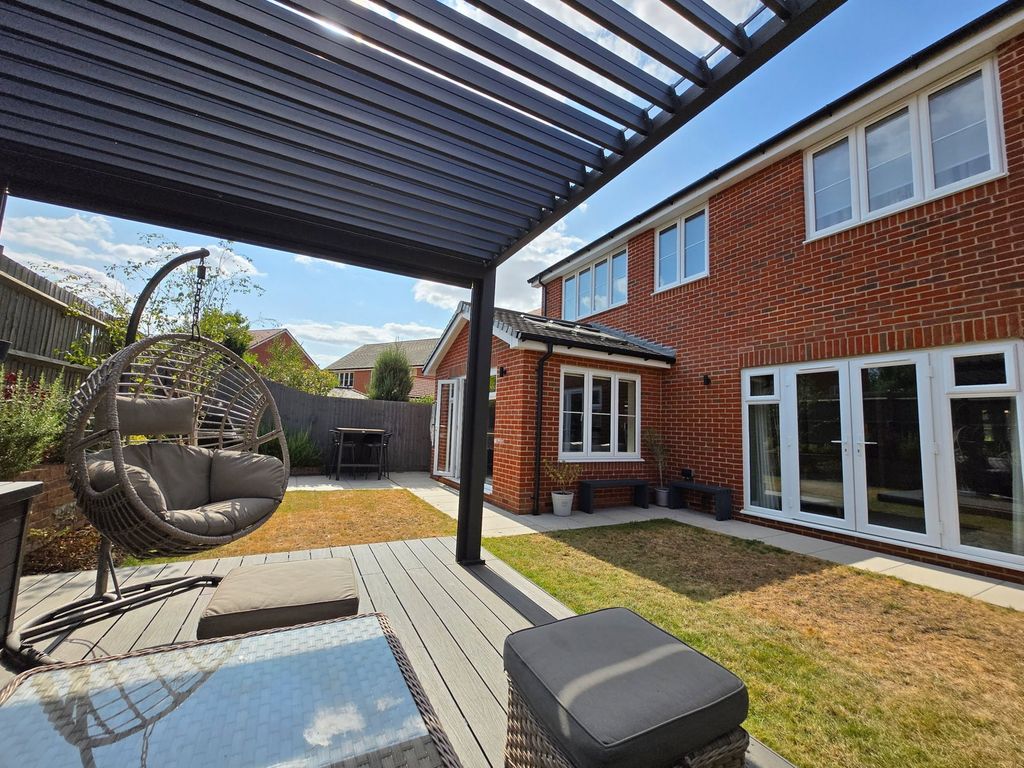 Property photo 3 of 38