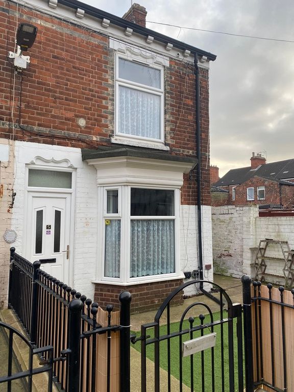 Property photo 1 of 8