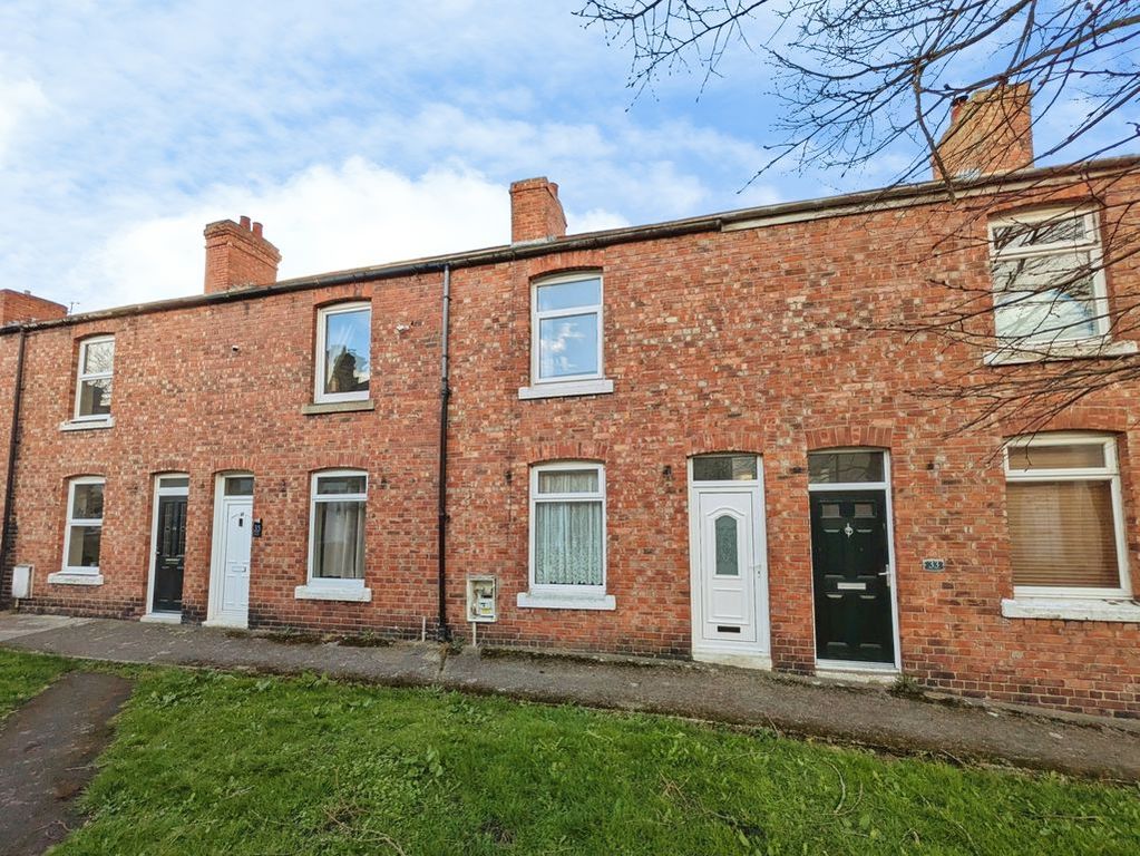 Property photo 1 of 10 Front