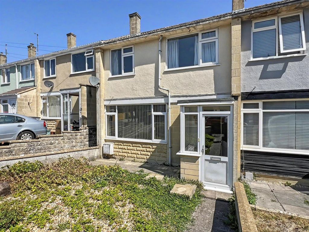 Property photo 1 of 10 Front