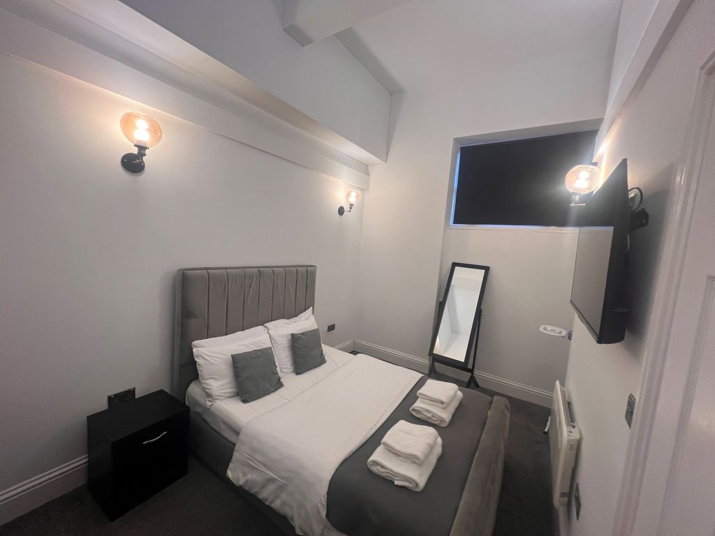 Property photo 2 of 3