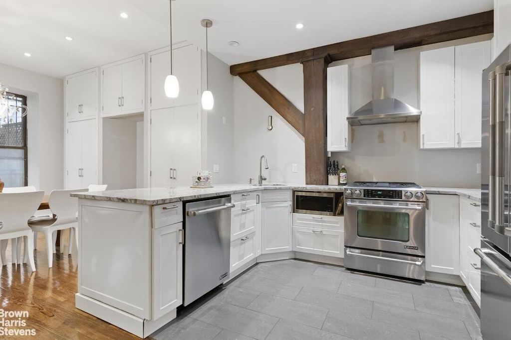 Property photo 3 of 17 <Alttext/>