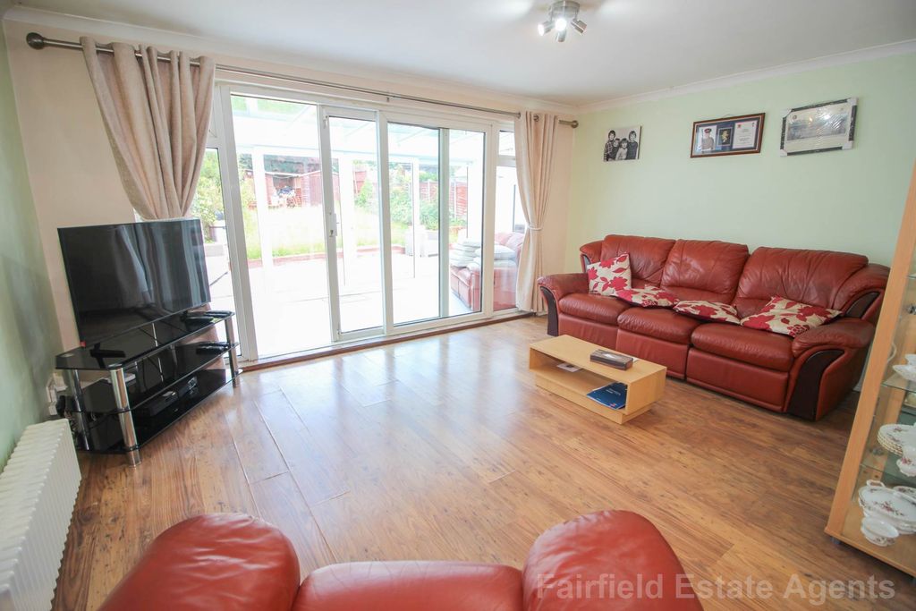 Property photo 2 of 15
