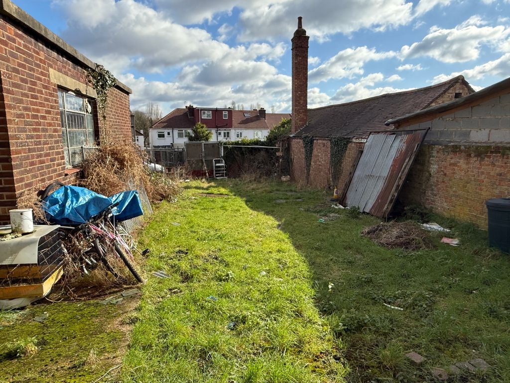 Property photo 2 of 4