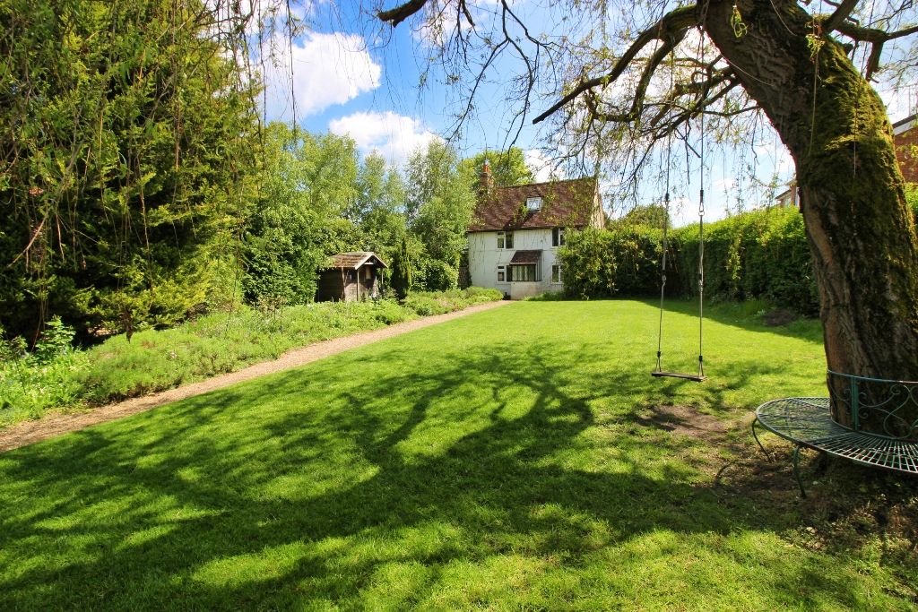 Property photo 1 of 20 Front