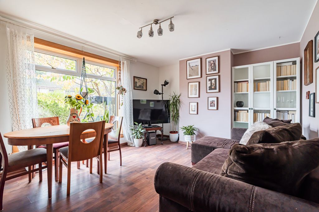 Property photo 2 of 21 Property Image 2