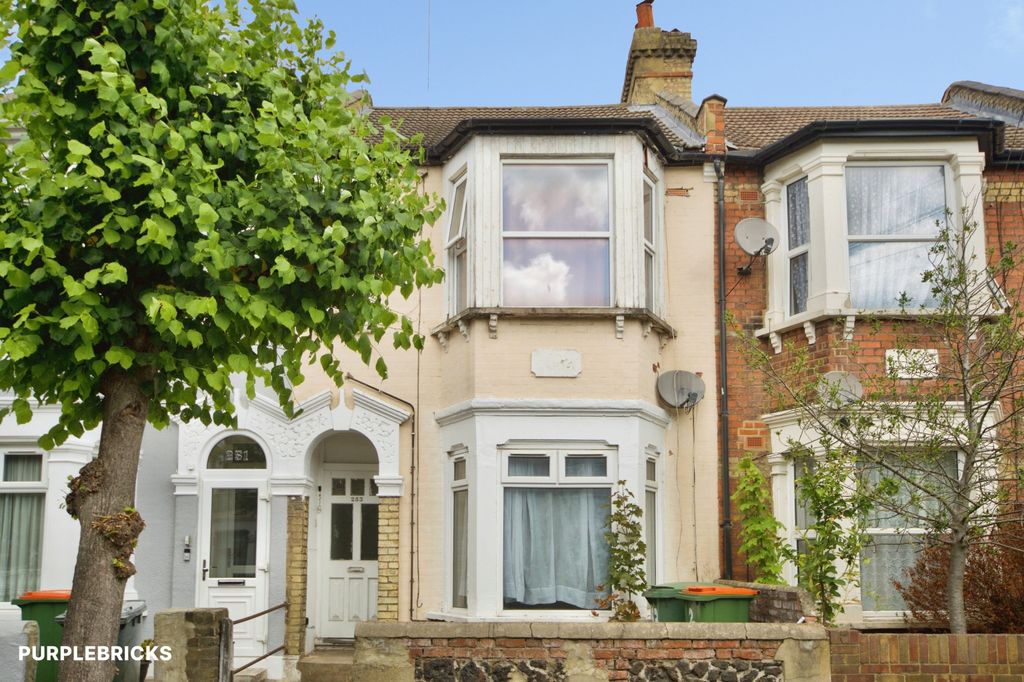 Property photo 1 of 21