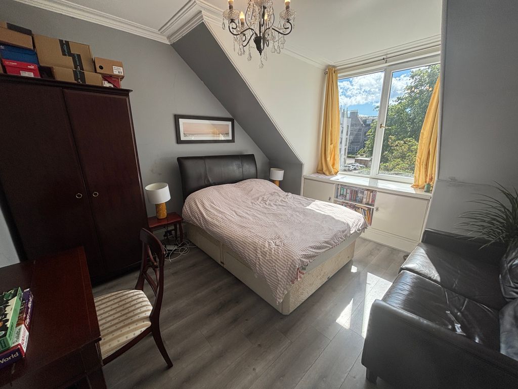 Property photo 2 of 12 2.Jpg