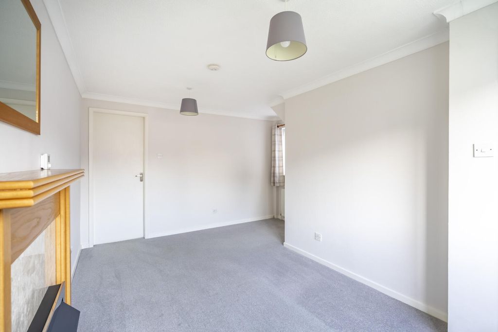 Property photo 3 of 15 Living Room