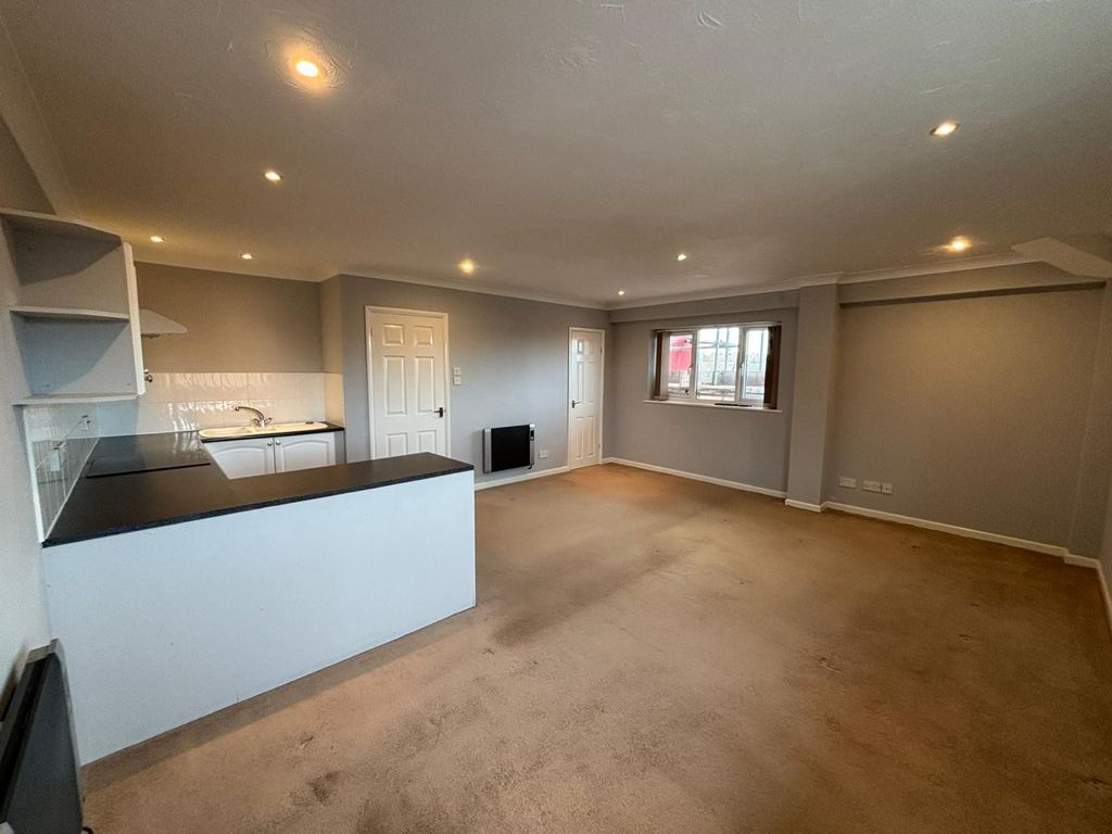 Property photo 1 of 6 Image