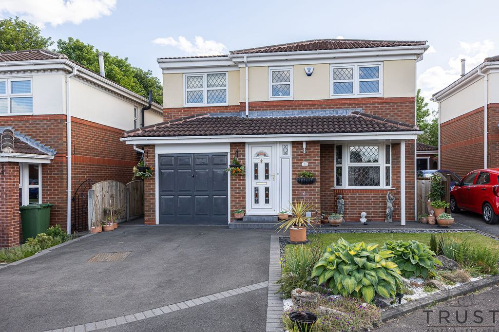 Property photo 2 of 39