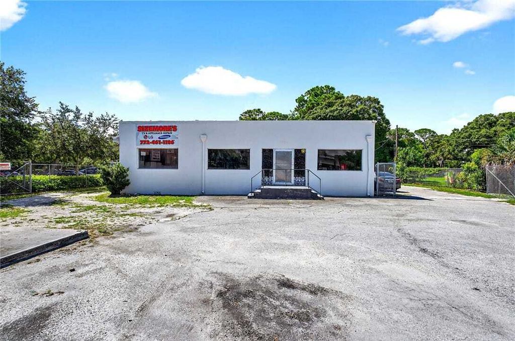 Property photo 1 of 31