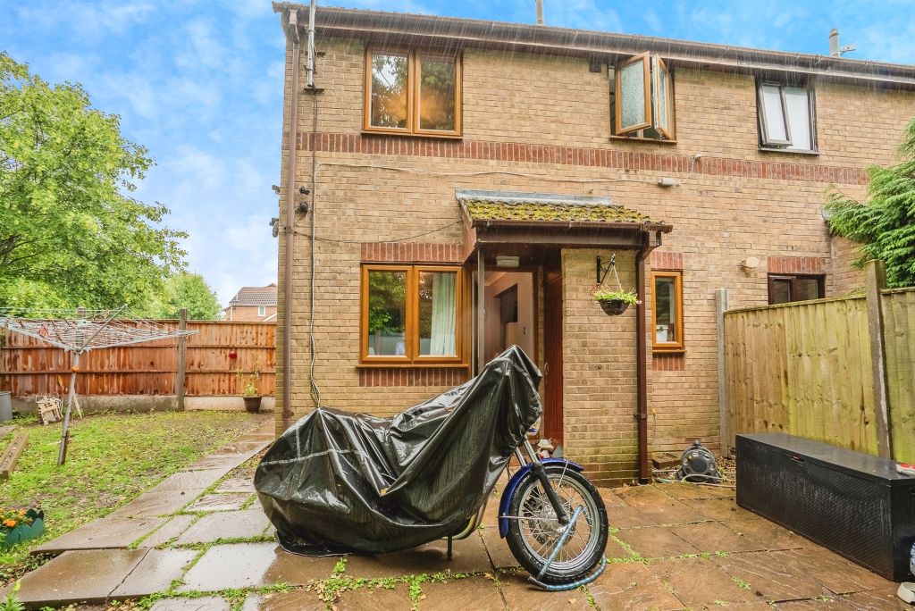 Property photo 1 of 17