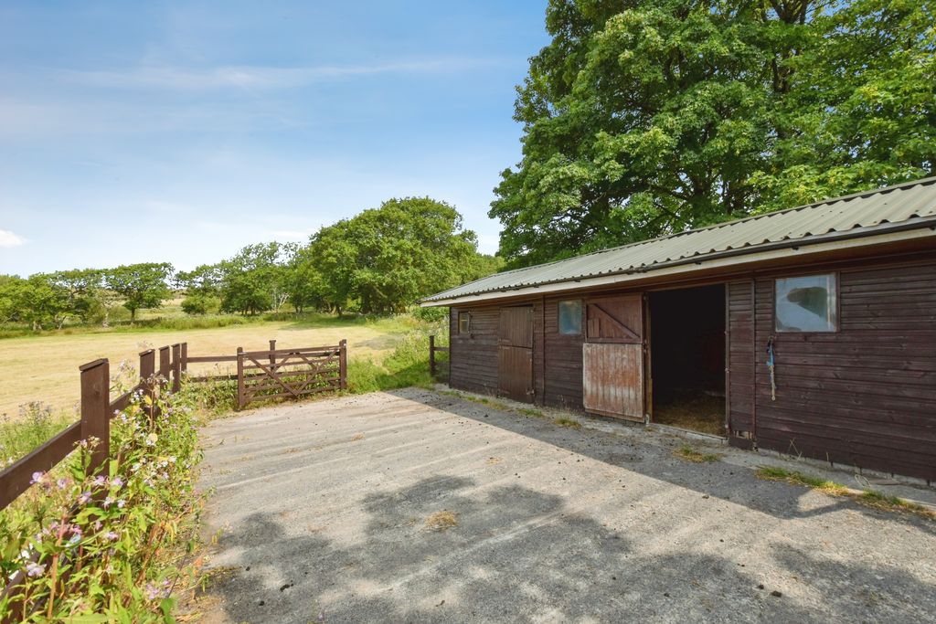 Property photo 2 of 31 Sa108Nf-6