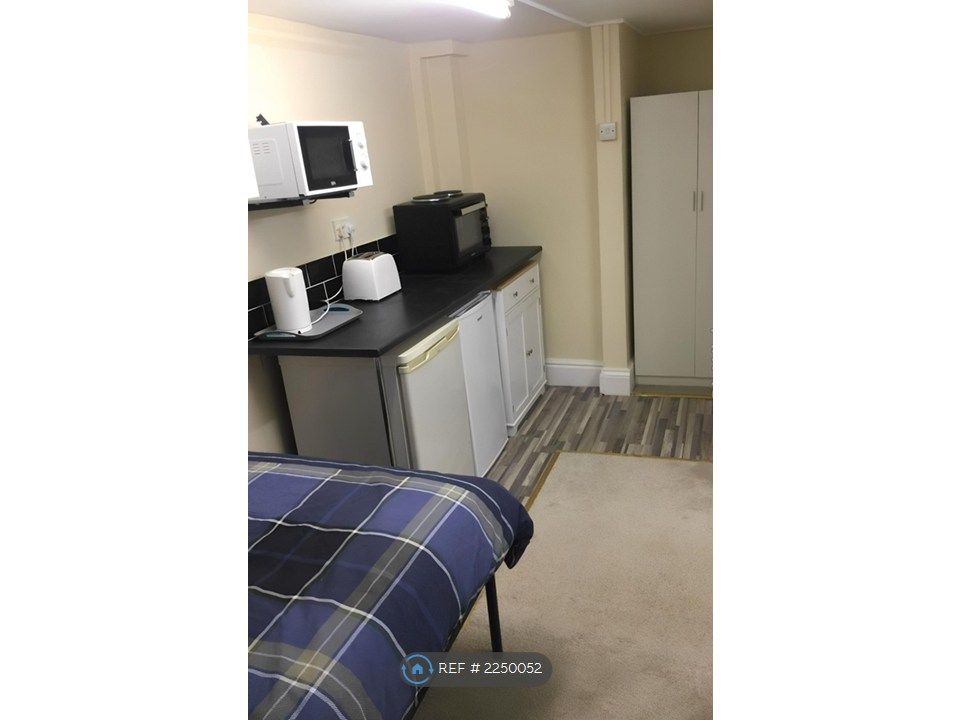 Property photo 1 of 4