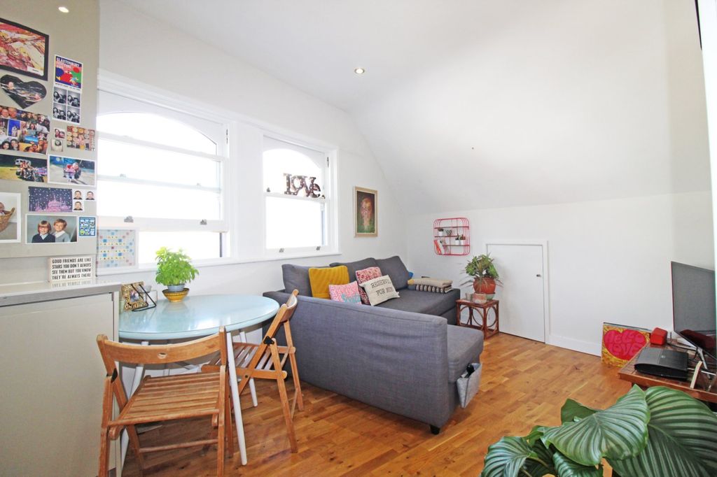 Property photo 3 of 5 Living Room