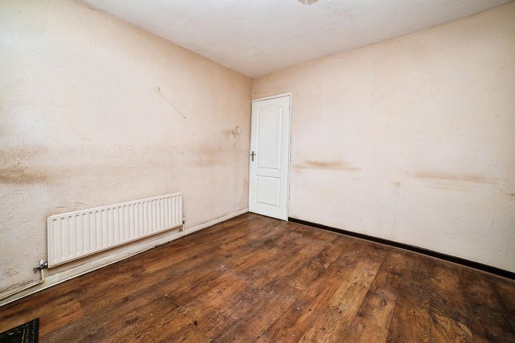 Property photo 3 of 14 Pbox-Img.Jpg