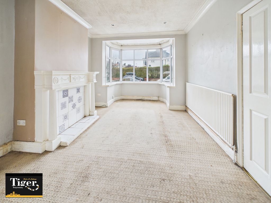 Property photo 3 of 13 Cam02176G0-Pr0782-Still002