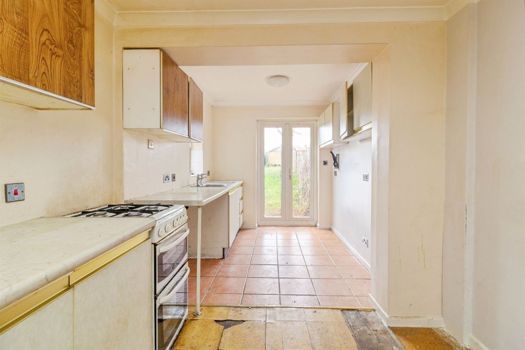 Property photo 3 of 19