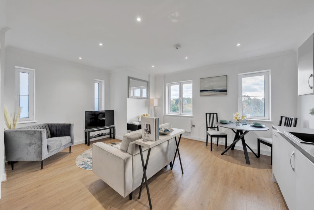 Property photo 2 of 14 Picture No. 05