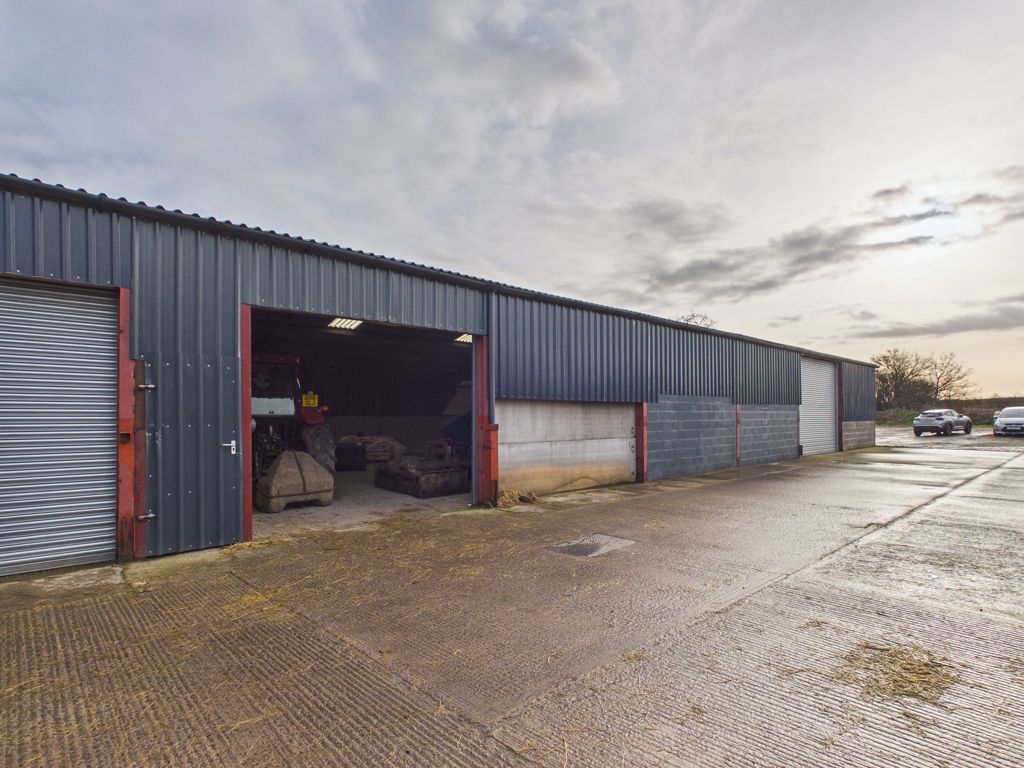 Property photo 3 of 8 Photo 3