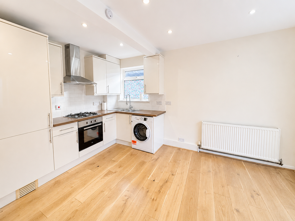Property photo 2 of 6 1