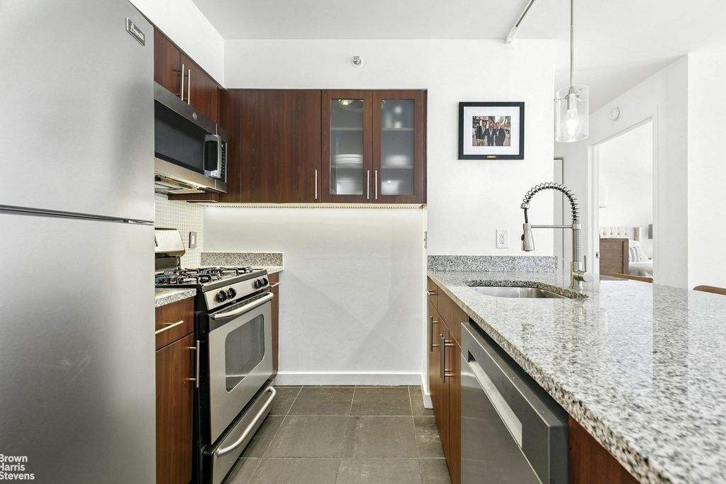 Property photo 3 of 8 <Alttext/>