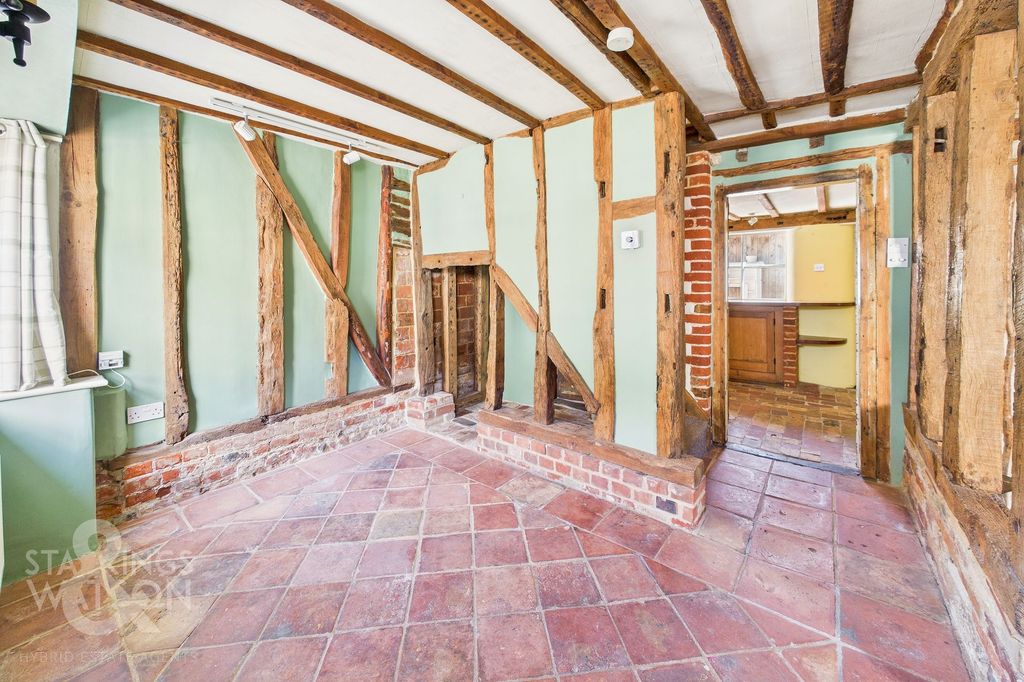 Property photo 3 of 17