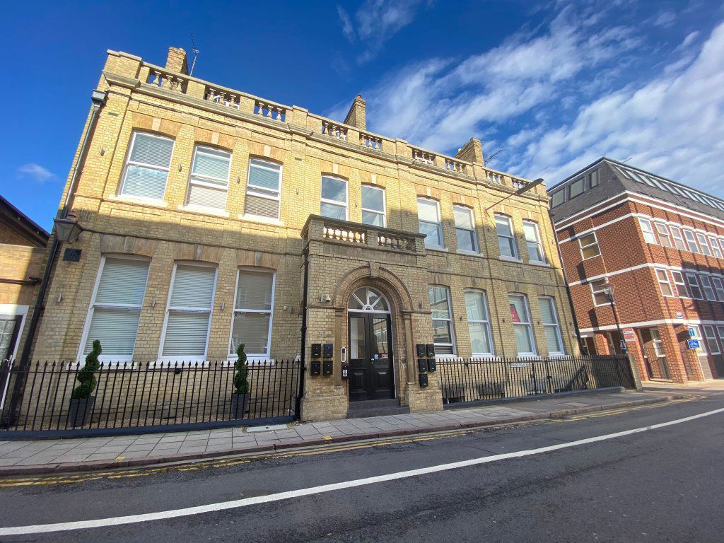 Property photo 1 of 3