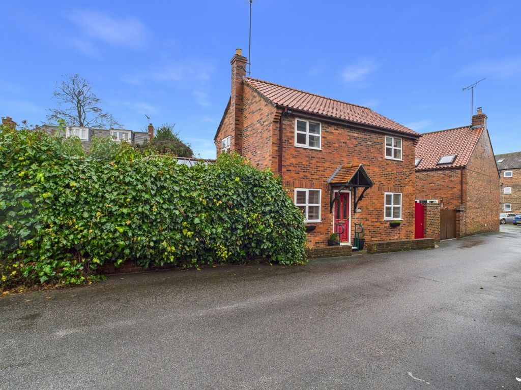 Property photo 1 of 19 4845882